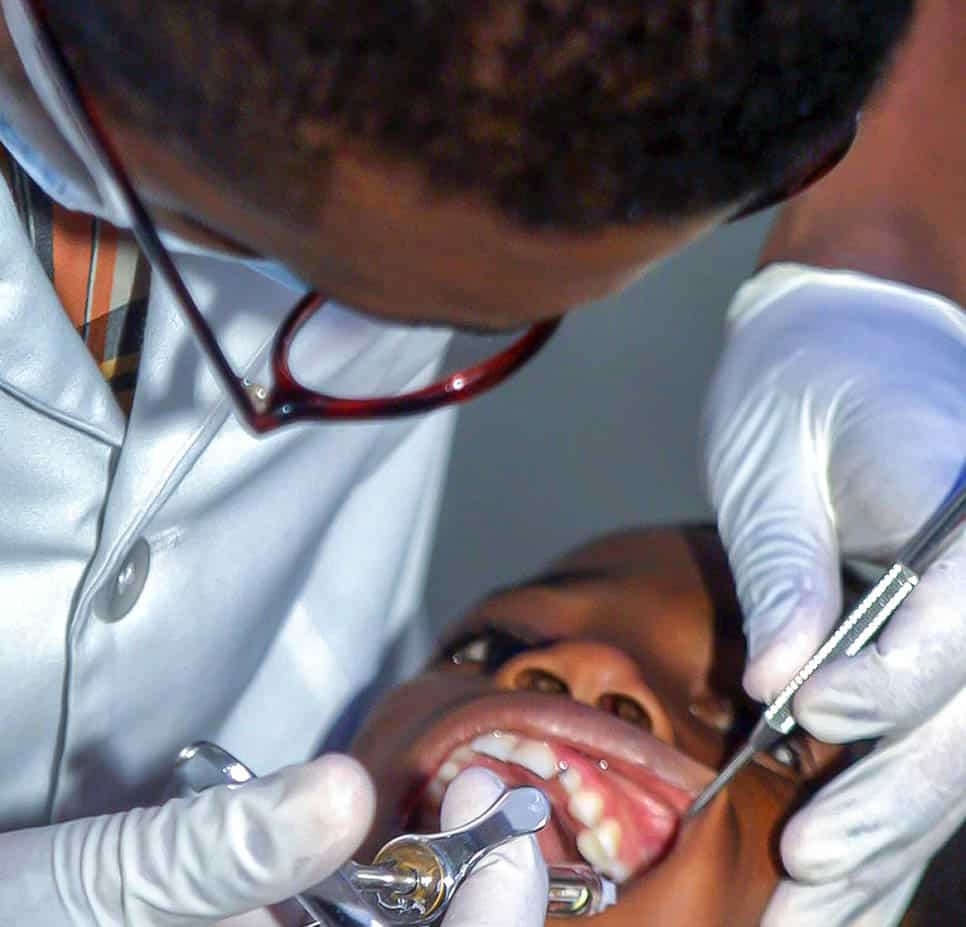 Fast and effective 1-hour teeth whitening service for instant results Wolverhampton